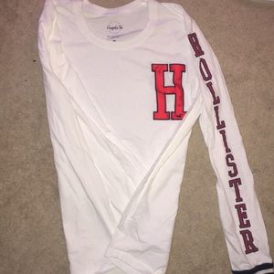 Hollister Graphic Tee